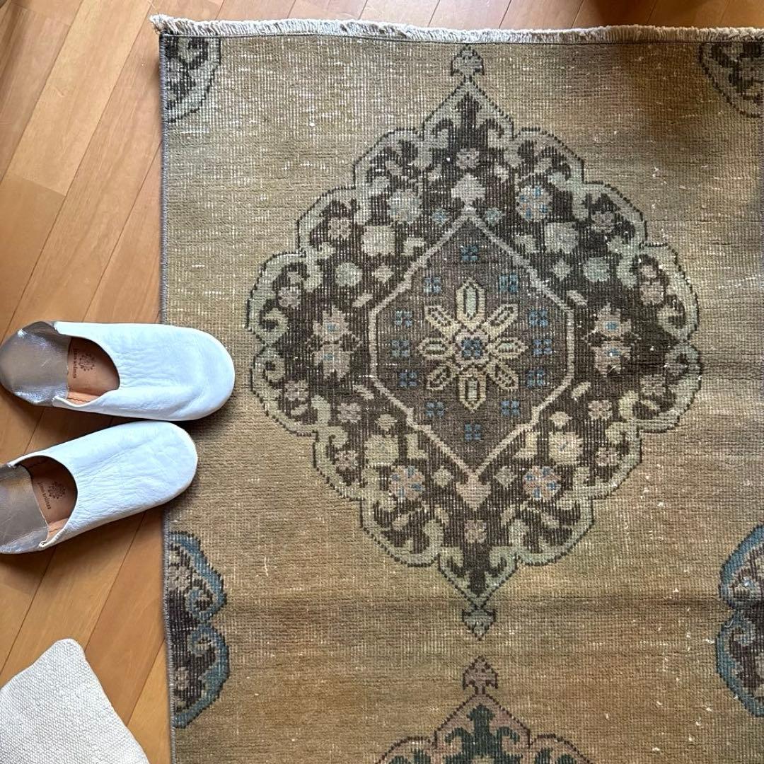 専用ページ　67×139 カーキベージュ　色褪せカラー　トルコヴィンテージラグ