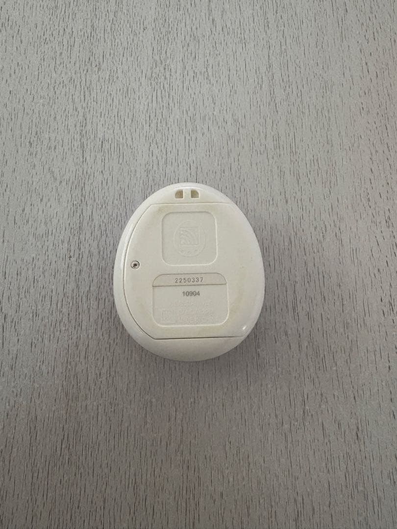 Tamagotchi 4U 紫色/青色 箱付き