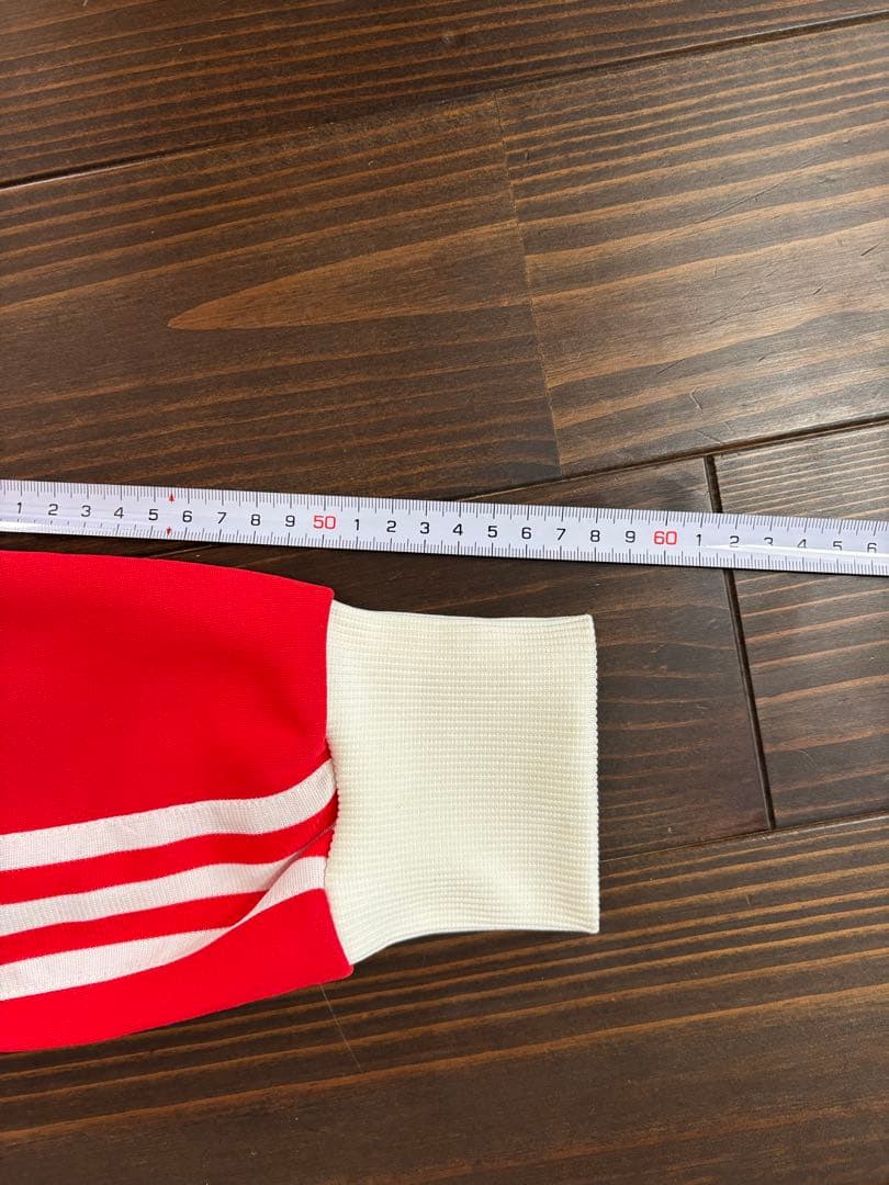 adidas カナダ　外見至上主義　デッドストック　ダメージあり