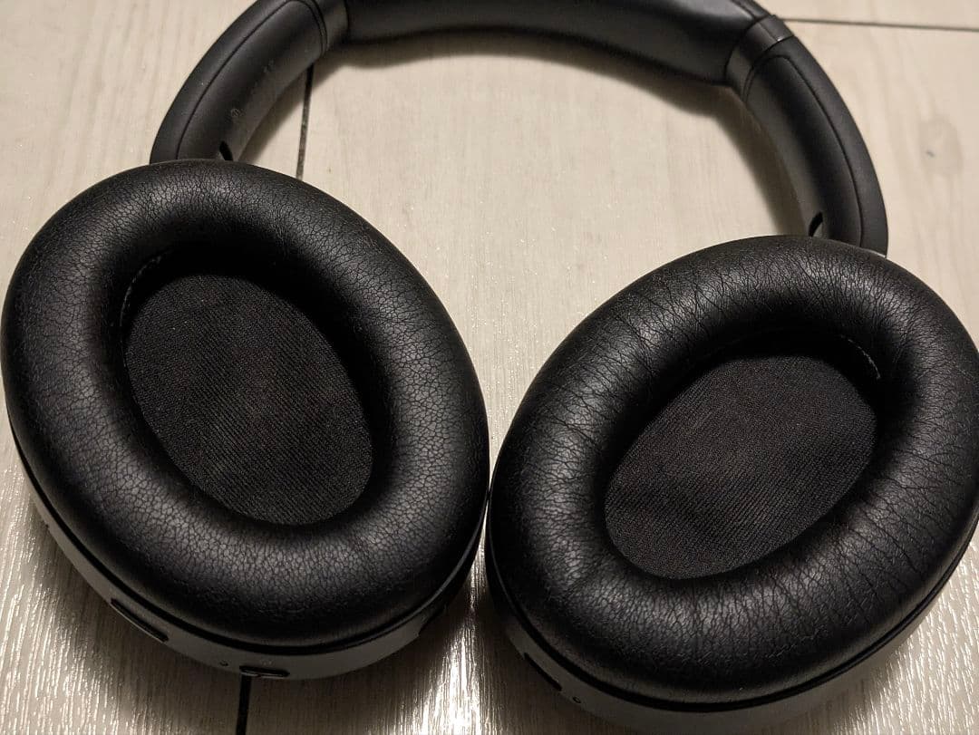 SONY WH-1000XM3 ワイヤレスヘッドホン ケース付き