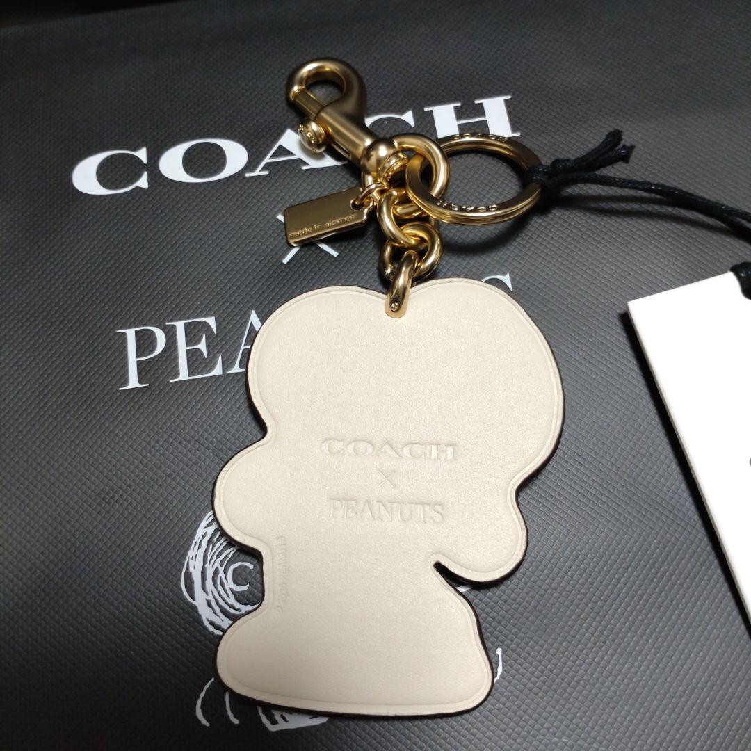 COACH ✕ PEANUTS バッグチャーム スムースレザー スヌーピー