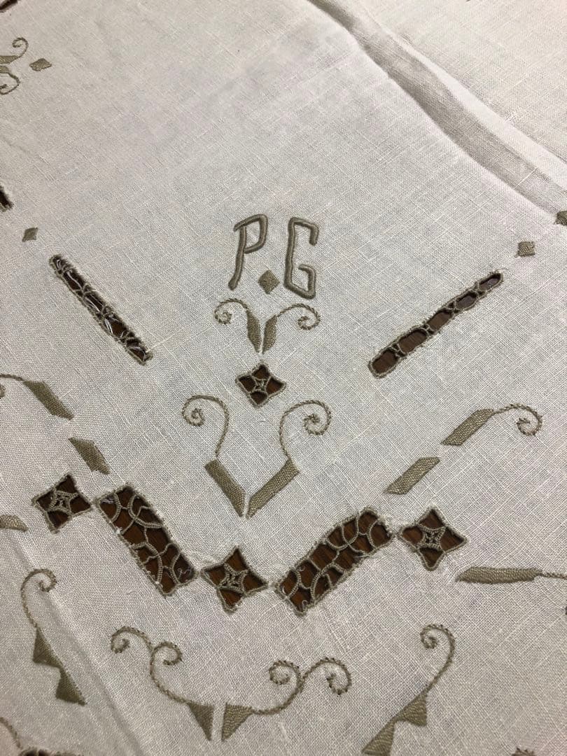 【パリで出会ったヴィンテージ・アールデコ刺繍テーブルクロス】