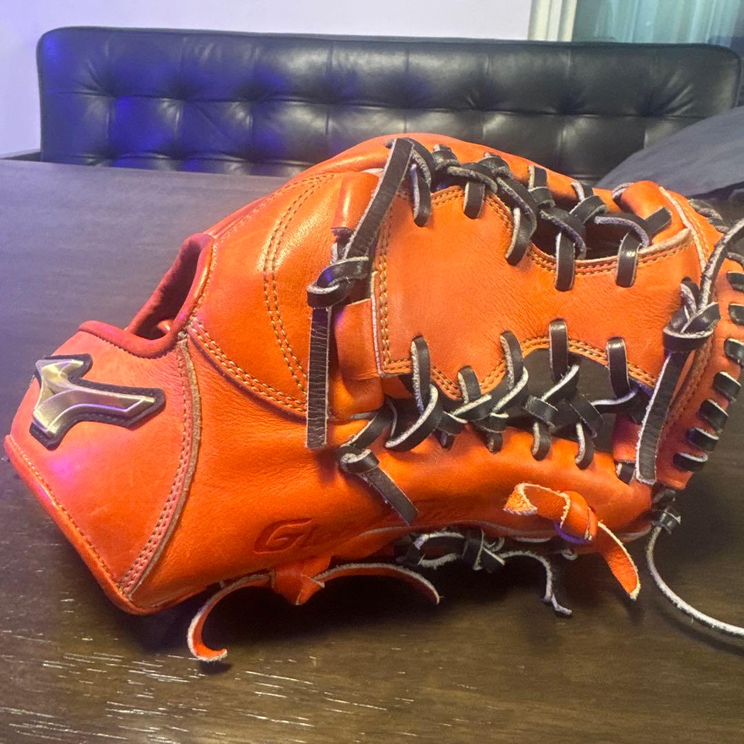 ミズノ　グローバルエリート　軟式グローブ オレンジ