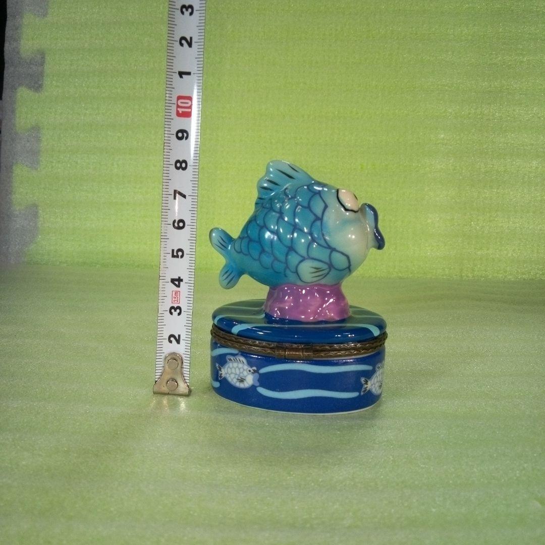 陶器製と思われる魚型の小物入れ　flyingtiger　フィギュア　置物　レア