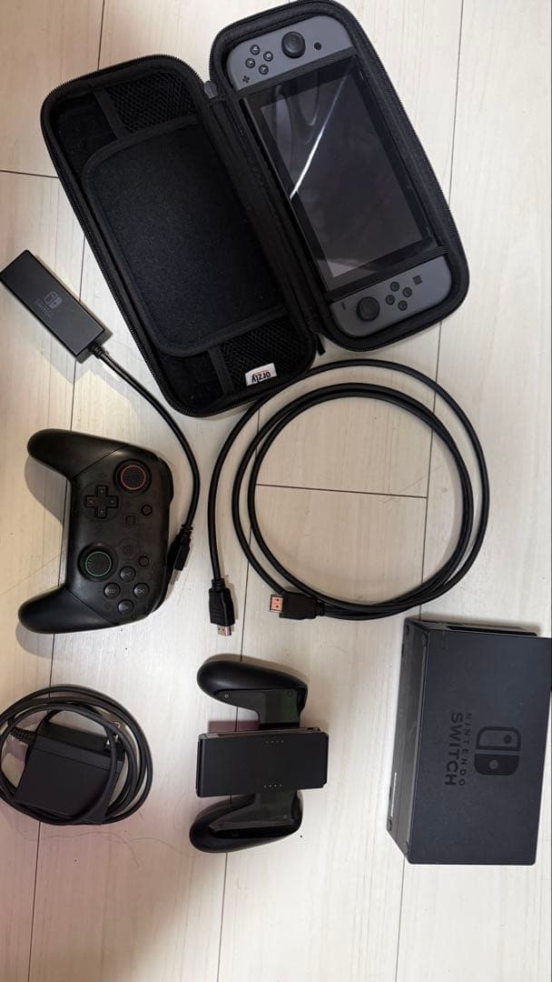 Nintendo Switch 本体 初期型 グレー プロコン付き ドック・