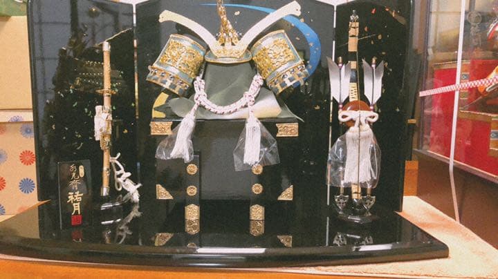 端午の節句　こどもの日　兜