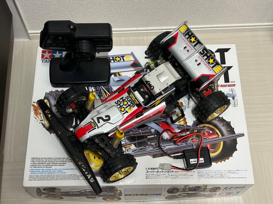 タミヤ　スーパーホットショット　ラジコン　プロポ、充電器付き
