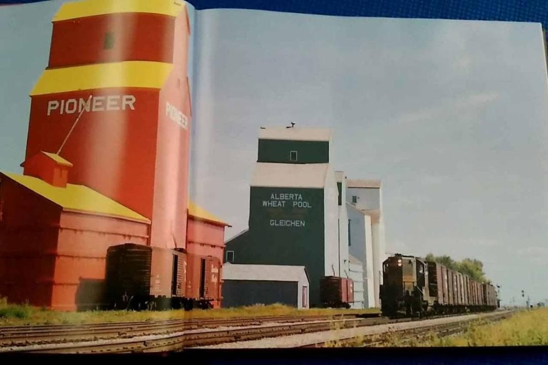 Nicholas Morant's Canadian Pacific 洋書