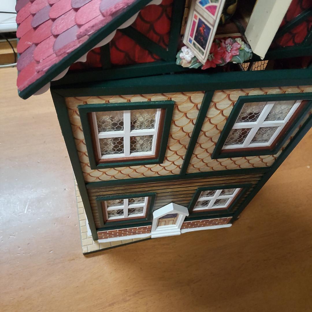 ハウス型オルゴール　新品訳アリ　ドールハウス　ミニチュア　クリスマス　ジオラマ