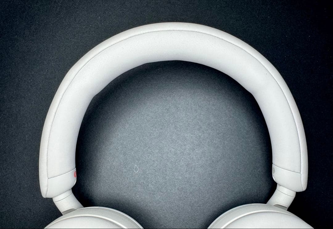 SONY WH-1000XM5 ノイズキャンセリングヘッドホン（シルバー）