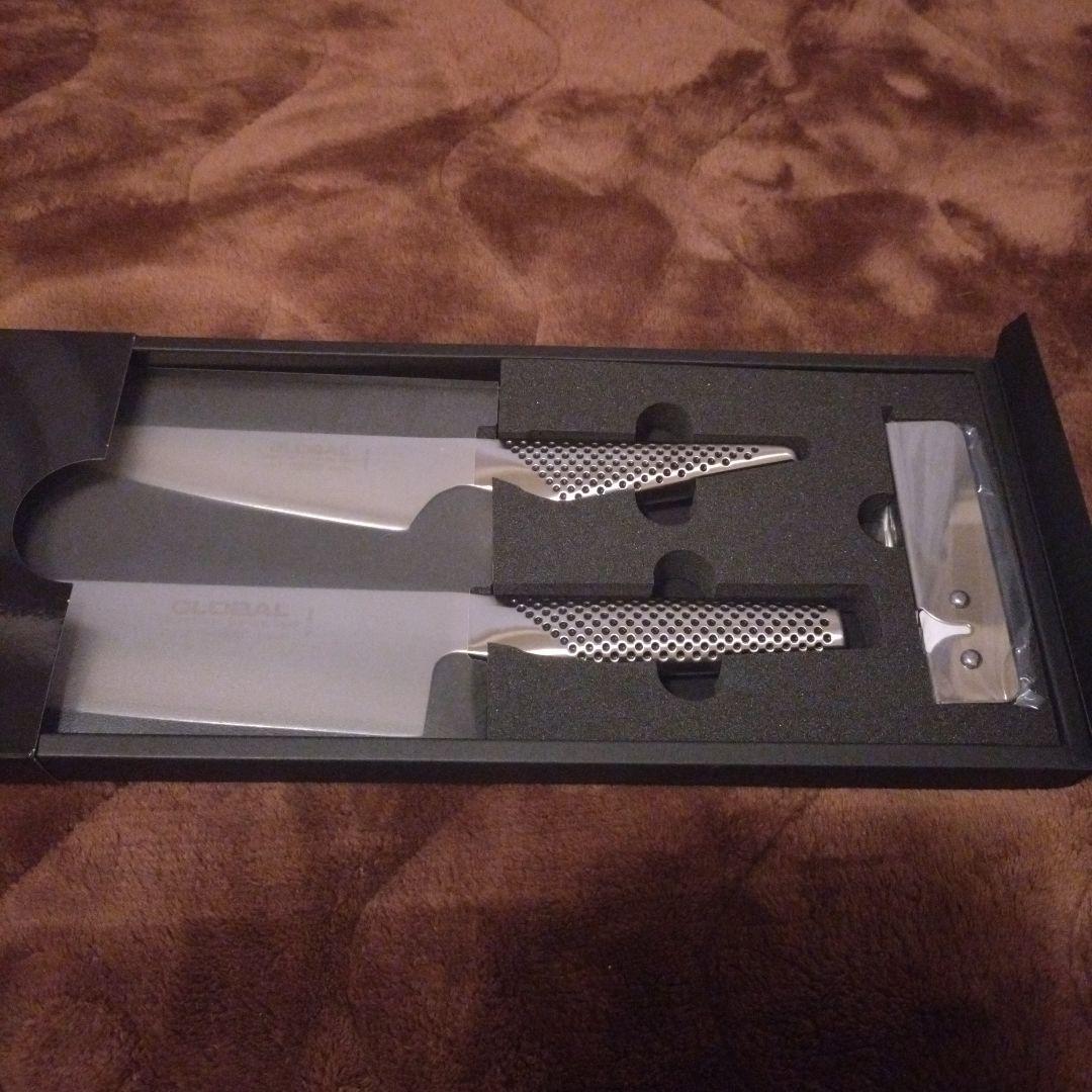 GLOBAL 三徳包丁セット　新品