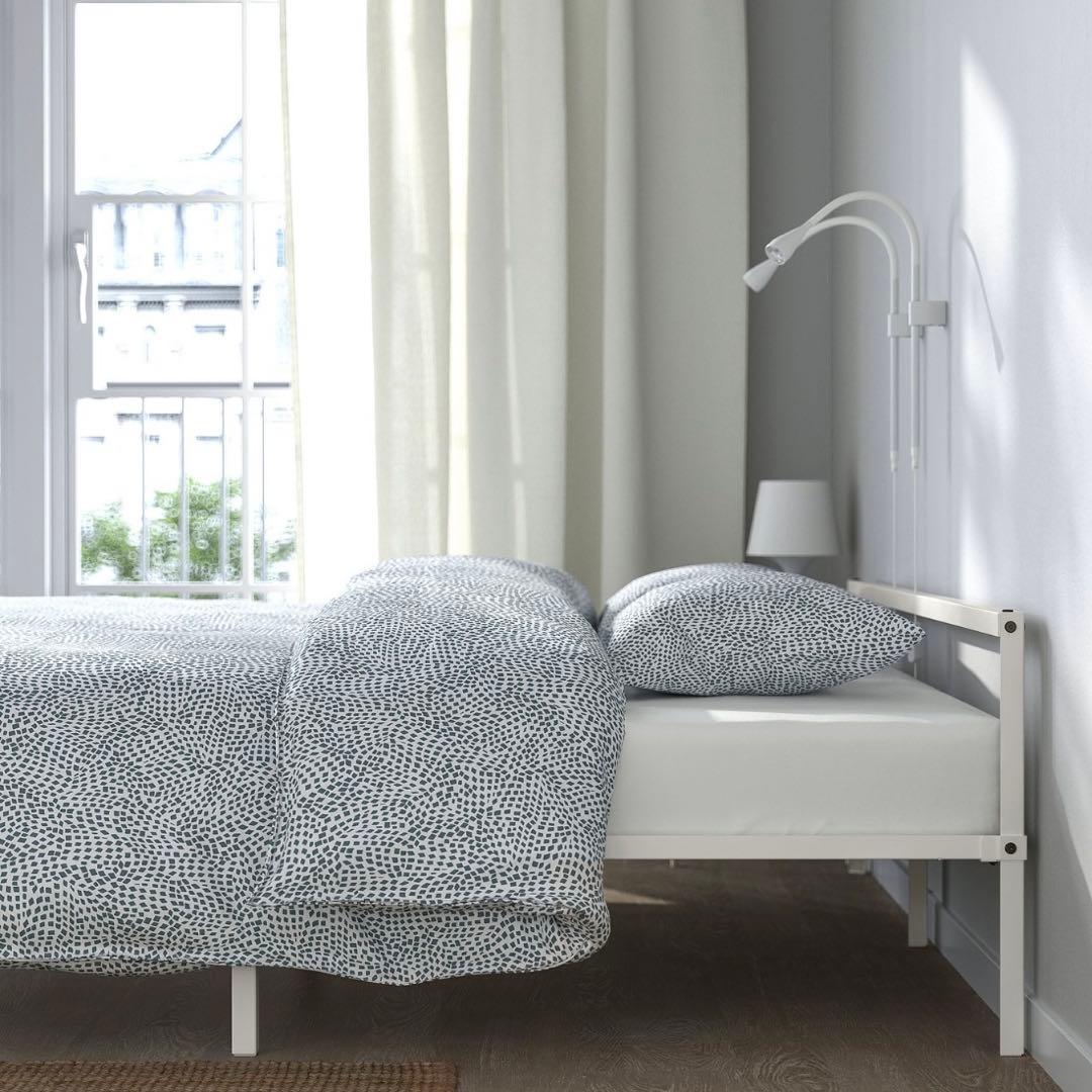 IKEAダブルベッドフレーム すのこ板付き