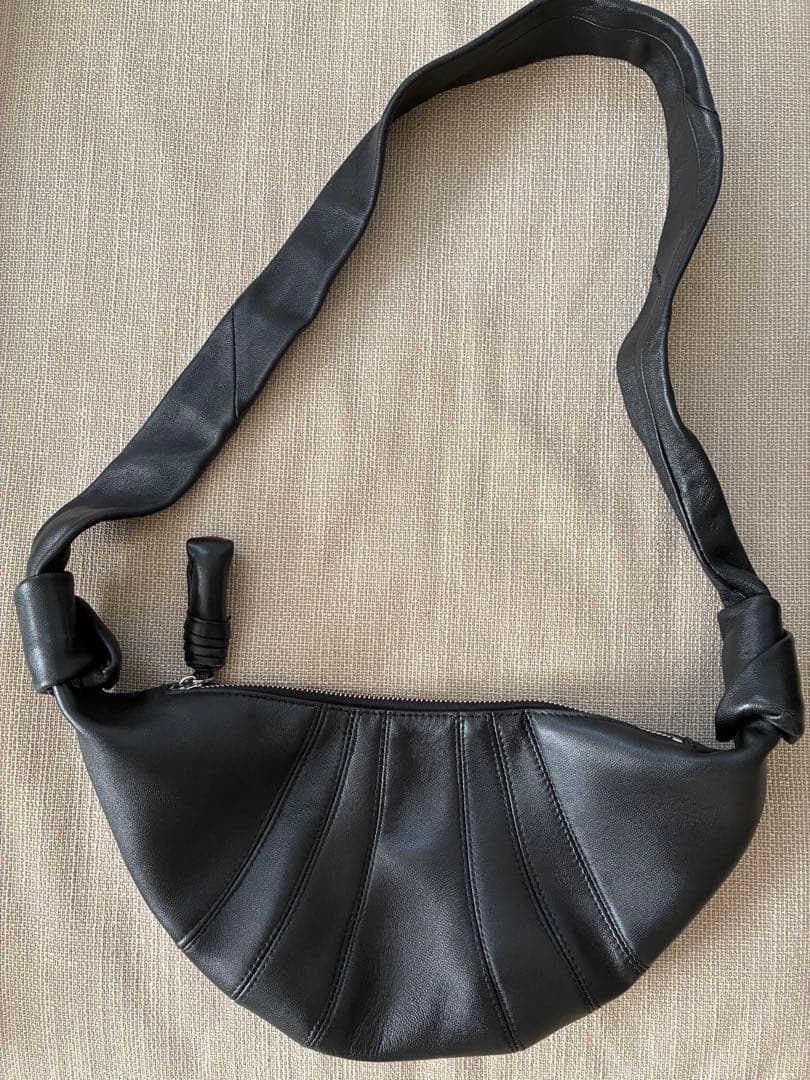 ルメール LEMAIRE クロワッサン ラムレザー バッグ S 黒