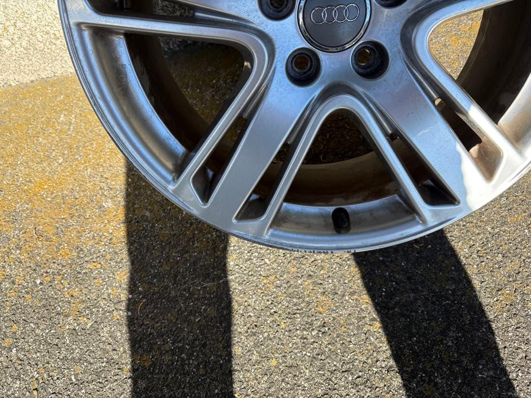 a*o様 Audi 18インチ 5スポークホイール