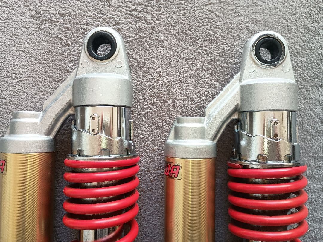 ショーワ　リアサスペンション　CB400sb　CB400sf　NC42