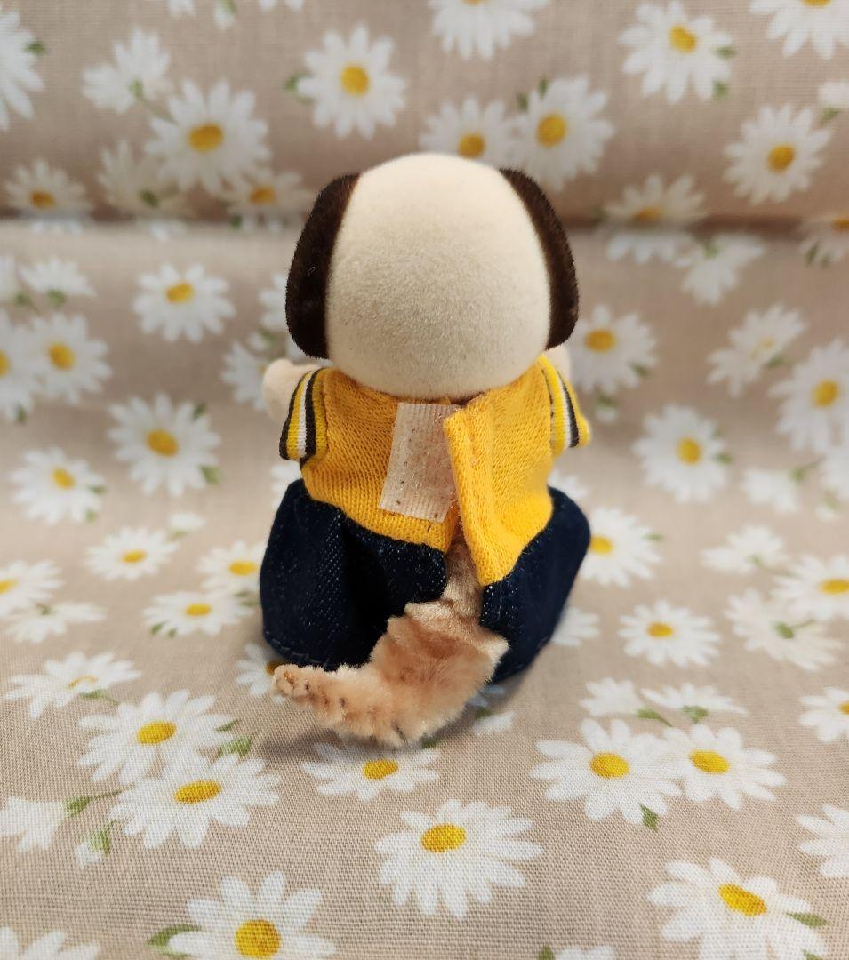 シルバニア　ビーグルイヌの女の子　オープンハンド