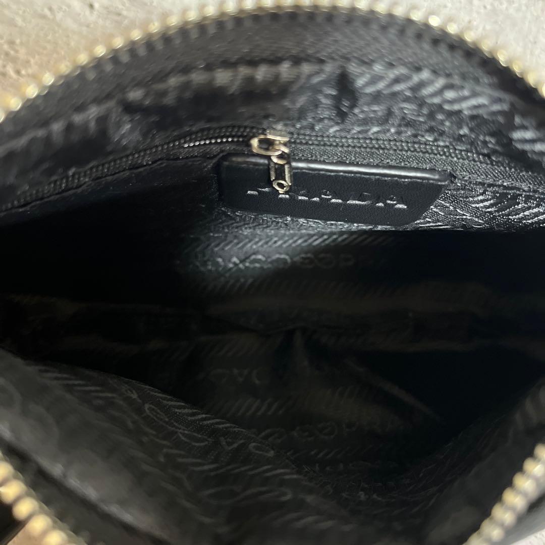 PRADA プラダ ノベルティ ショルダーバッグ　本日お値引き価格