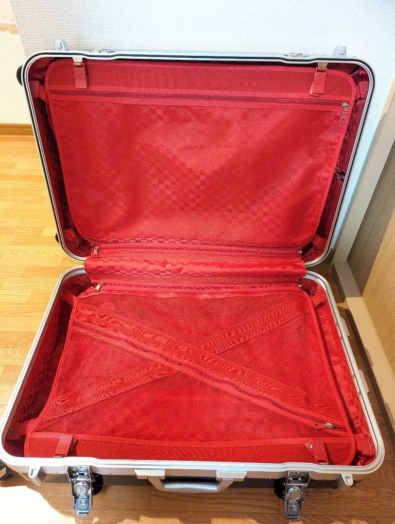 超美品 CARGO キャリーケース　5〜6泊用