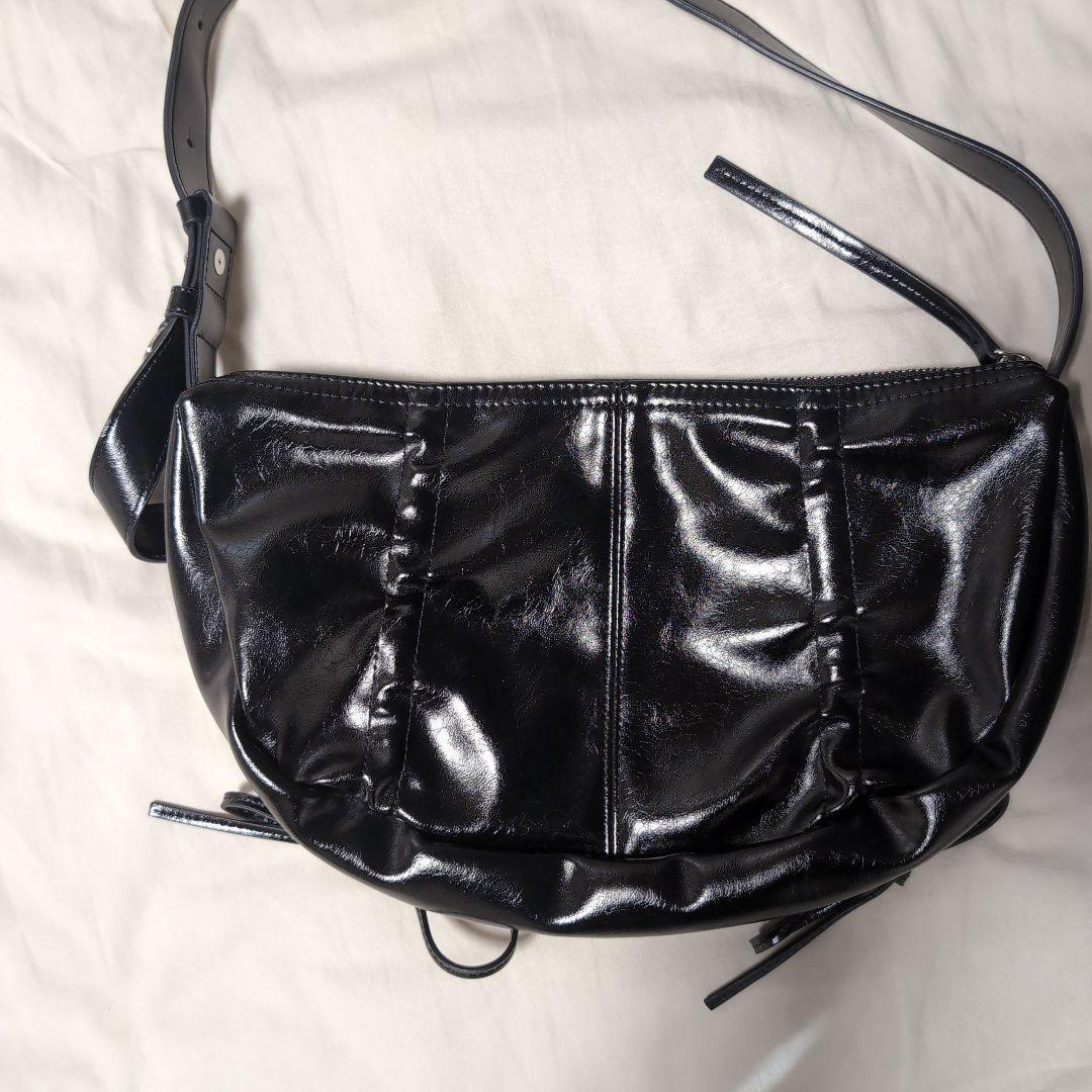 【大人気】Matin Kim ワンショルダーバッグ　黒