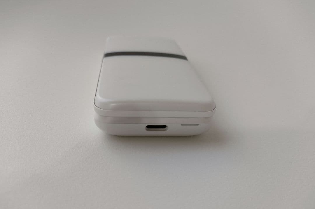 DINGOケータイ KY-42C 本体 白 ドコモ