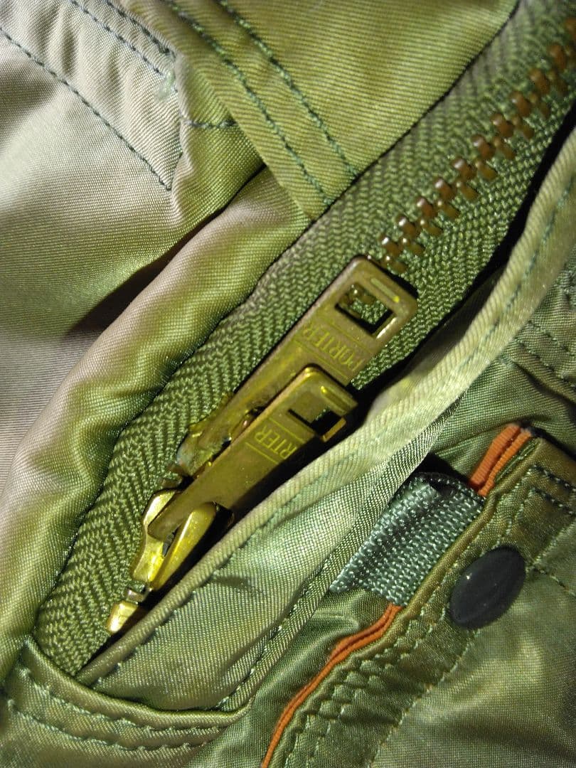 ポーター タンカー リュック Lサイズ セージグリーン 19L