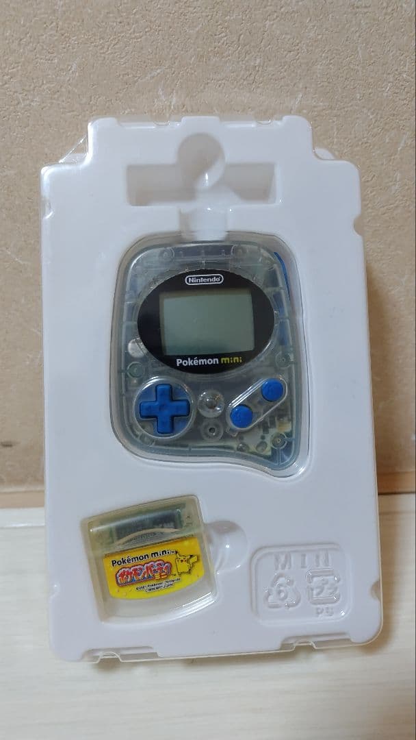 Nintendo　ポケモンミニ　ソフト、ストラップ付き