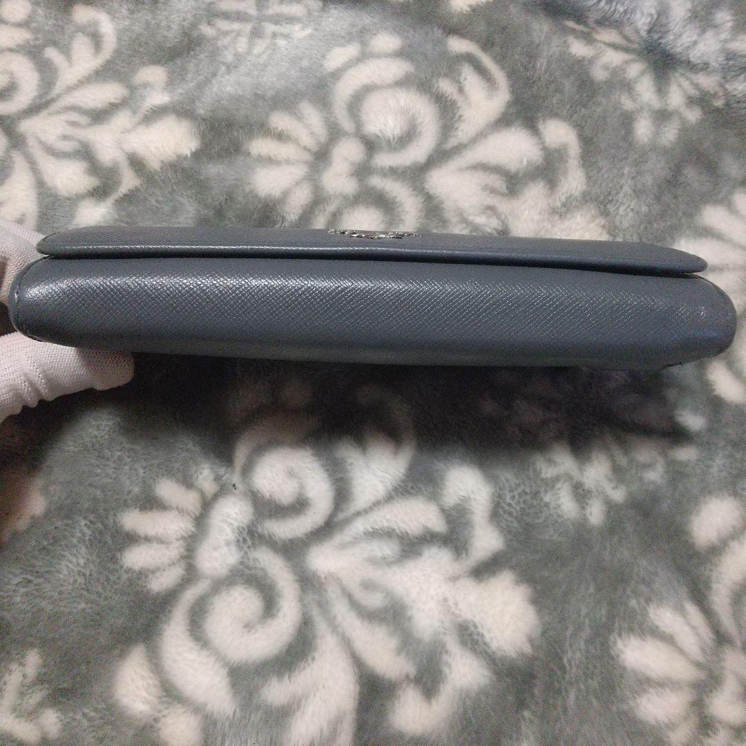 プラダPRADAサフィアーノ長財布グレー系