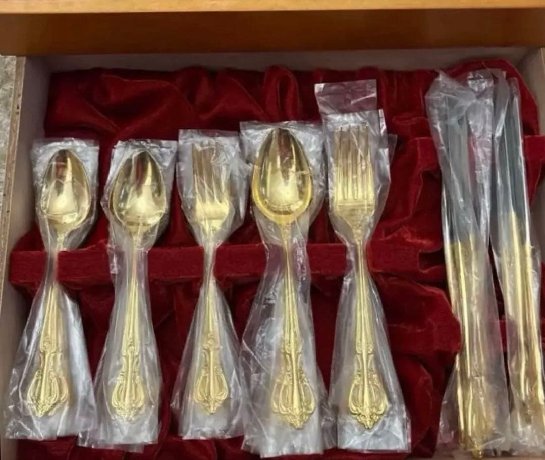 【未使用】サンクラフト 24金仕上げ カトラリーセット 55点 8客用 木箱付