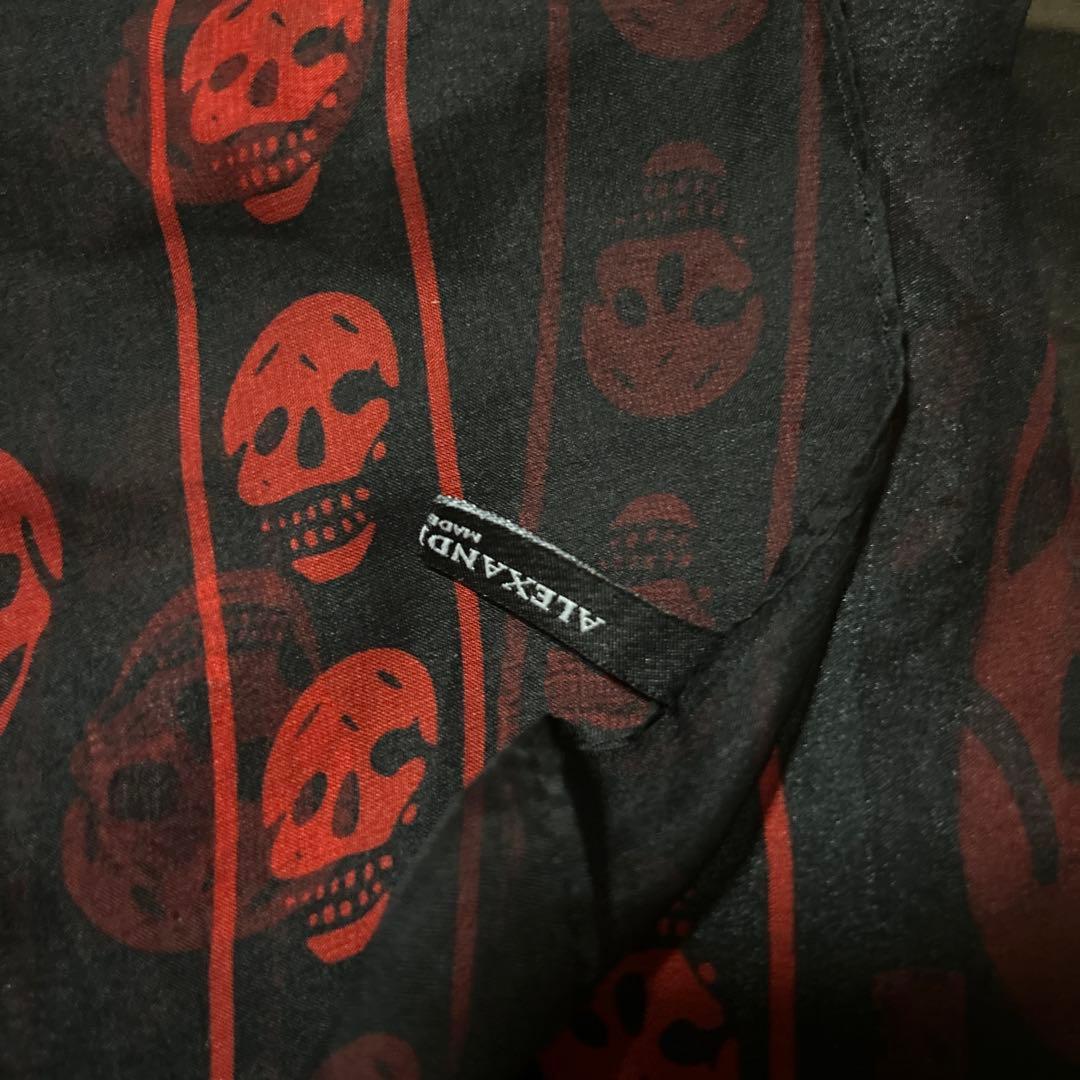 ALEXANDER MCQUEEN スカルストール 黒/赤
