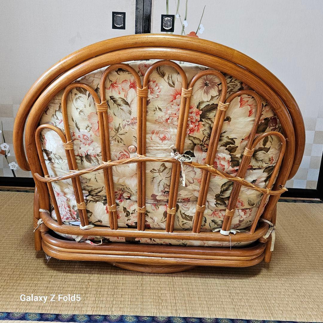 昭和レトロなラタン３６０回転ローチェア　希少な超大型！早い者勝ち！！