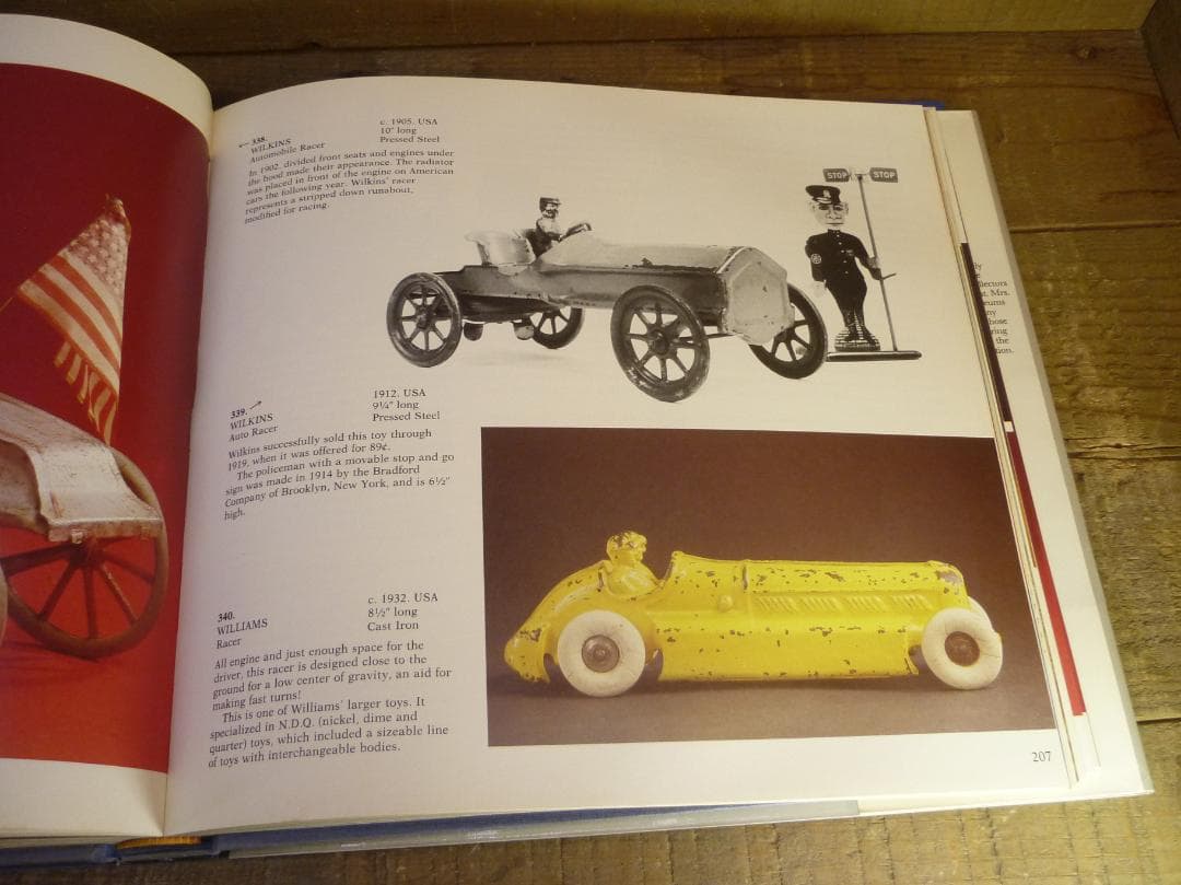 洋古書 AMERICAN TOY CARS & TRUCKS 1894-1942