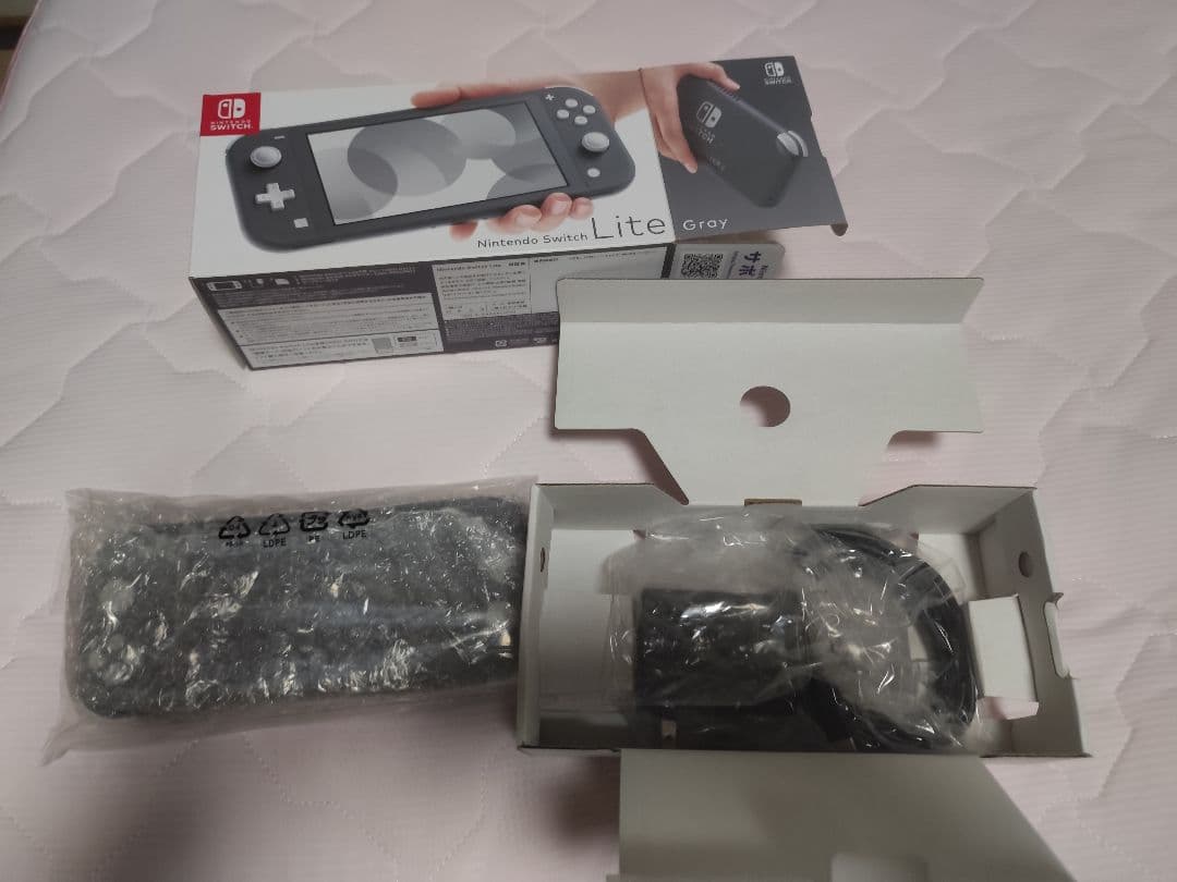 Nintendo Switch Lite グレー 本体 ワイヤレスコントローラー