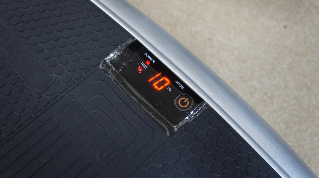 FUJIMEDIC ライフトレーナー  振動フィットネスマシン ぶるぶるマシーン