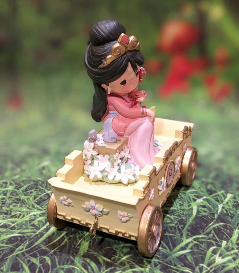 ディズニー　ショーケース　プレシャスモーメンツ　バースデーパレード　ムーラン