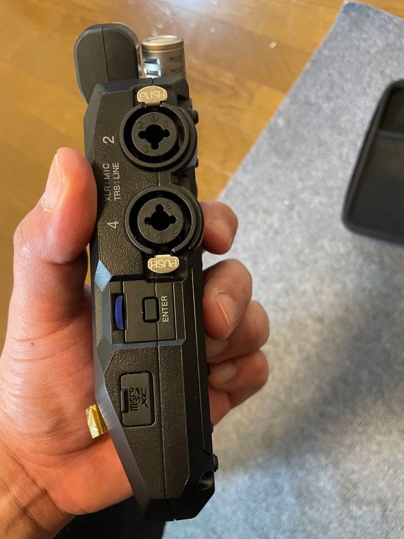 送料込み　ZOOM H6 Essential 美品