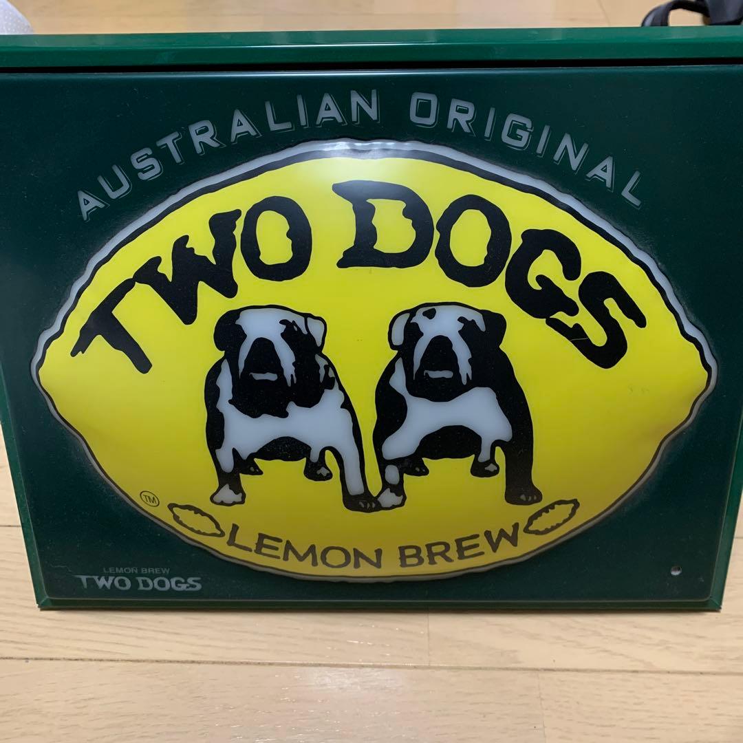 TWODOGS ネオン看板