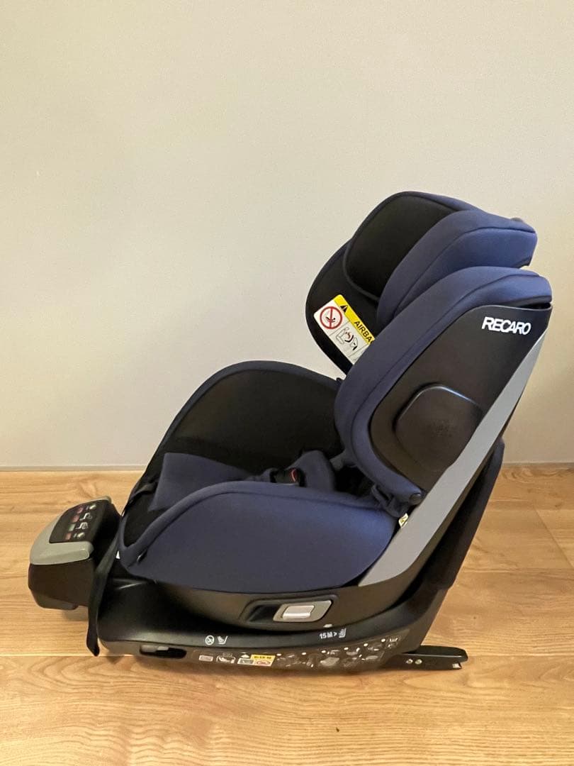 RECARO ゼロワン セレクト　ISOFIX固定　チャイルドシート