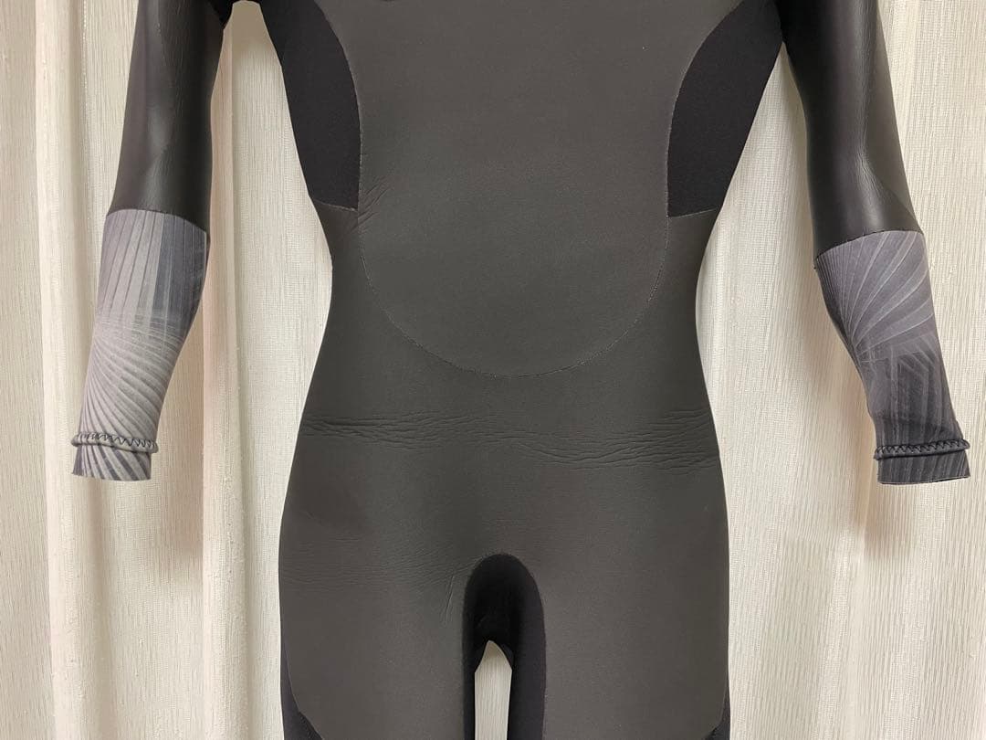 オニール　スーパーフリーク ウィメンズ ウエットスーツ バックジップ 5x3mm