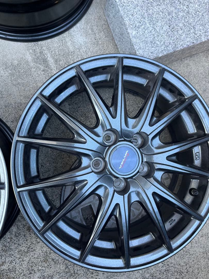 elina 15インチガンメタリックスポークホイール4本カローラツーリング