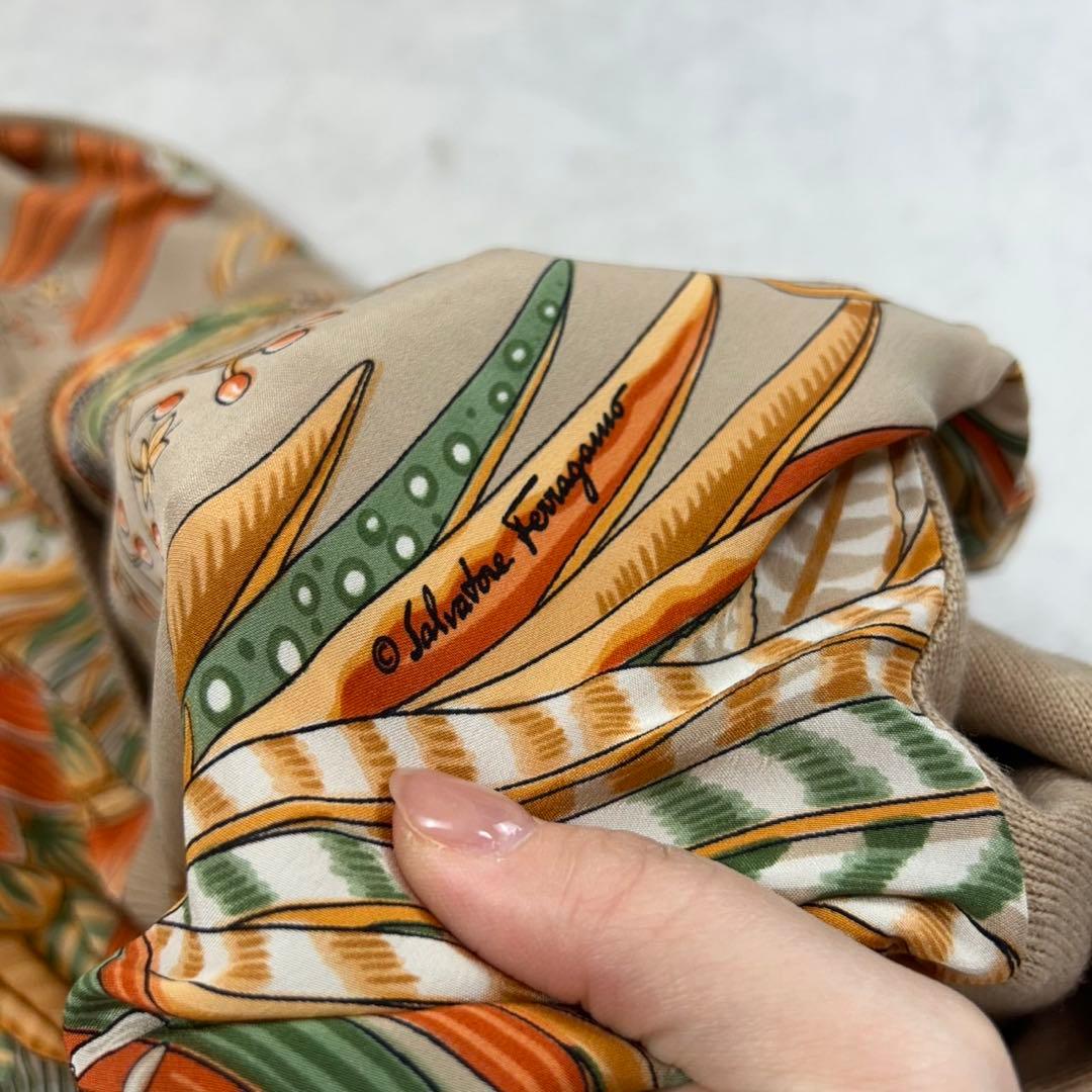 K933 S サルヴァトーレフェラガモ 金ボタン カーディガン レディース