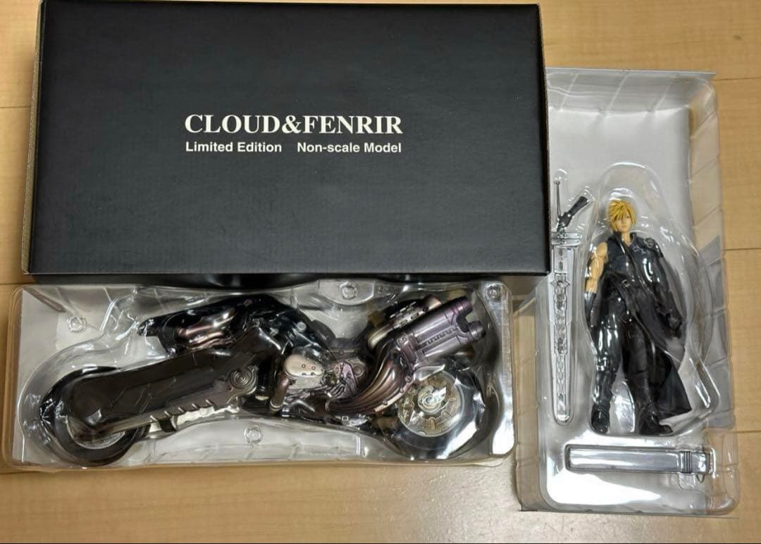 【希少】ファイナルファンタジー7 アドベントチルドレン ピーシーズ リミテッド