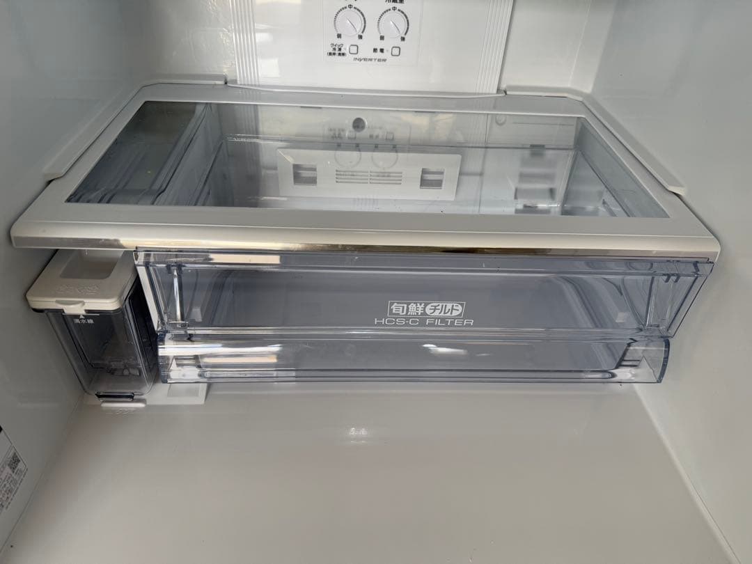 2019年製 238L AQUA 3扉冷蔵庫 AQR-SV24J