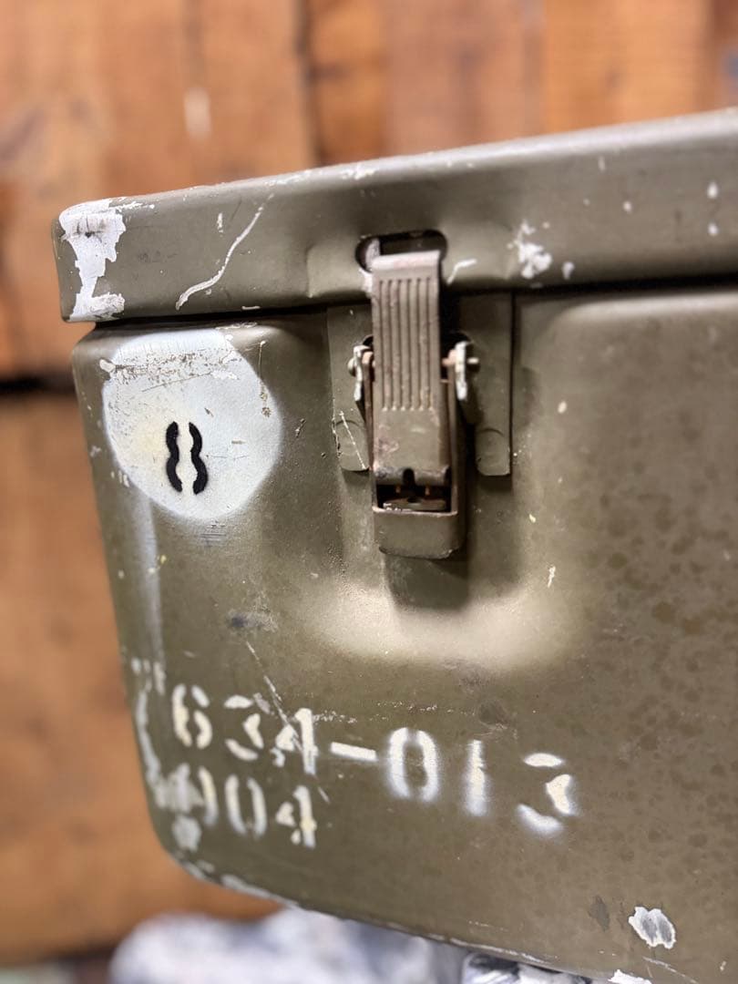 レアお宝品！Vintag！ミリタリー コンテナ 米軍 USA 弾薬庫　収納箱②
