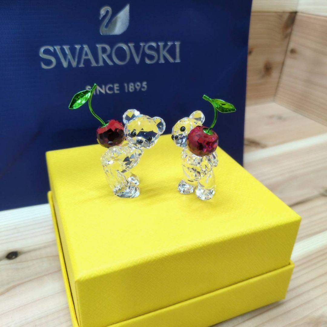 新品 スワロフスキー Krisベア チェリー カップル 5675393 ギフト