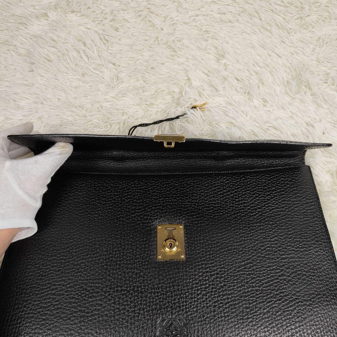 本日限定価格　ロエベ　ブリーフケース　アナグラム　シボ革　A4収納可能　鍵付き