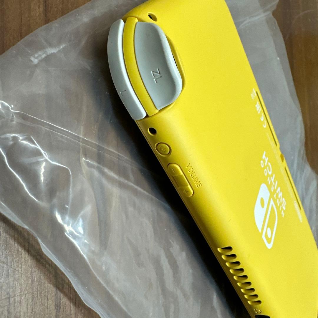 美品 Nintendo Switch Lite 本体 イエロー 完品