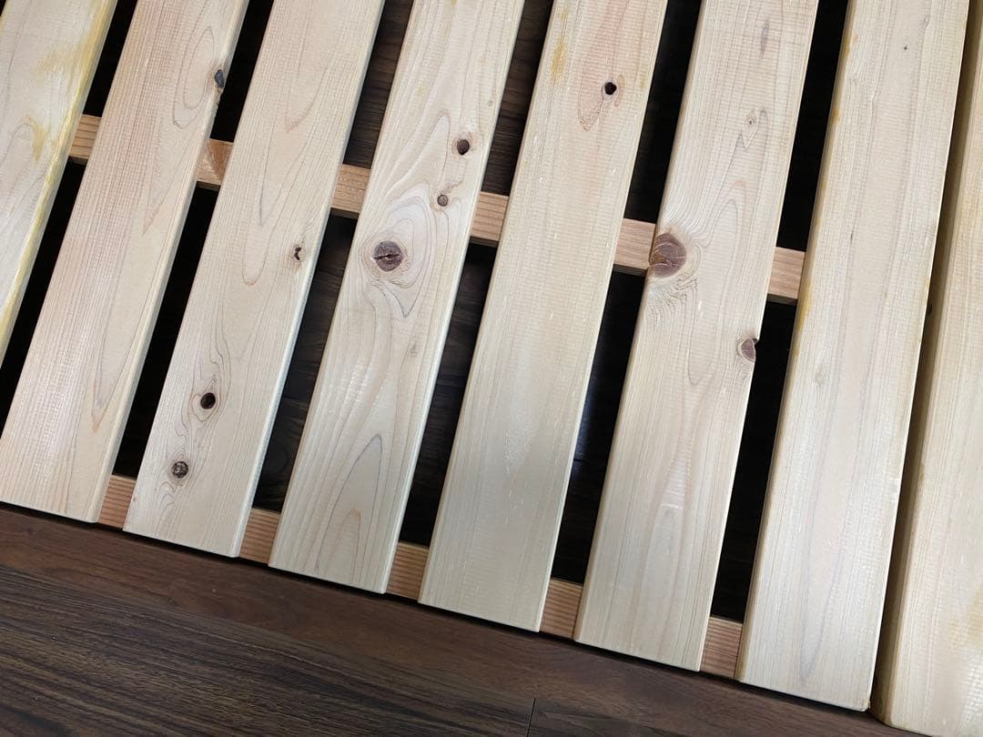 TANI　マスターウォール　クイーンサイズ　ベッドフレーム　ウォールナット