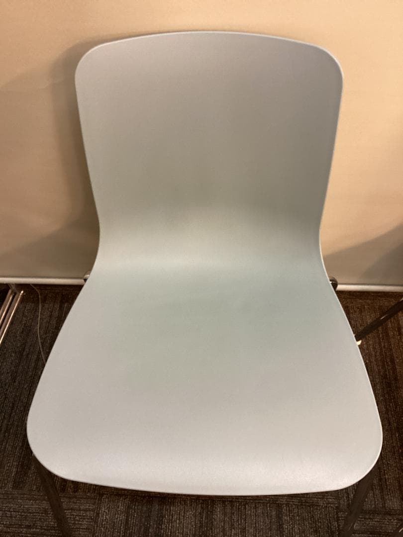 ２脚セット　ヴィトラ　ハルチューブ　アイスグレー　スタッキング　ミーティング B