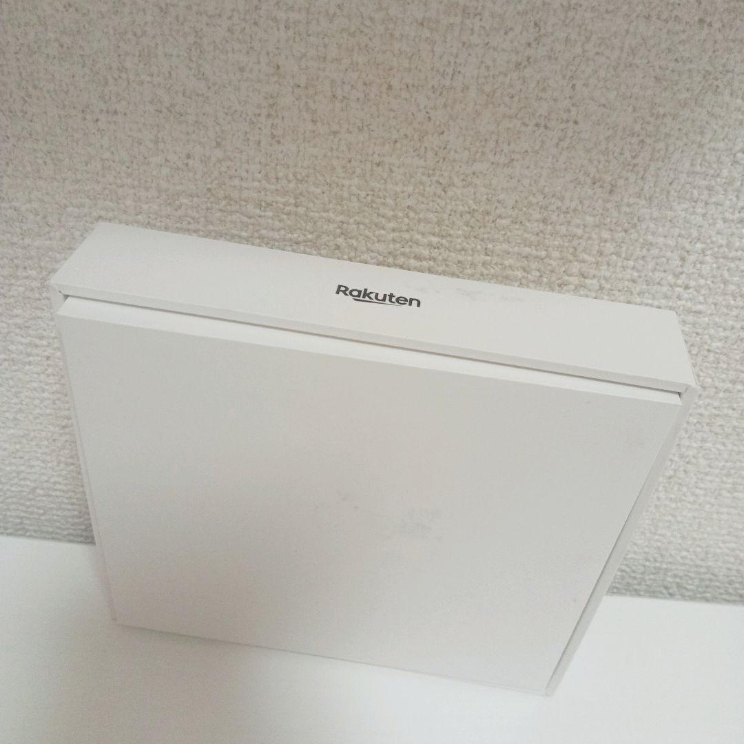 Rakuten mini ホワイト