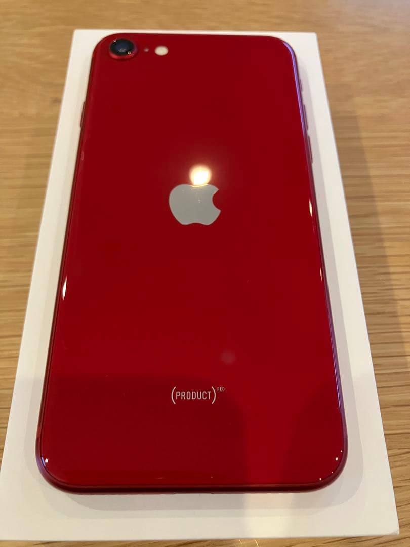 Apple iPhone SE (第3世代) PRODUCT RED